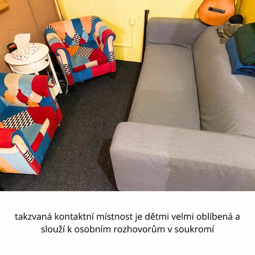 kontaktní místnost
